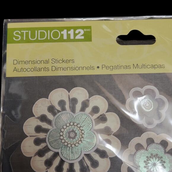 Studio 112 Flower Dimensional Stickers 12pc Black Gray Cream Floral Scrapbooking - Picture 3 of 5
